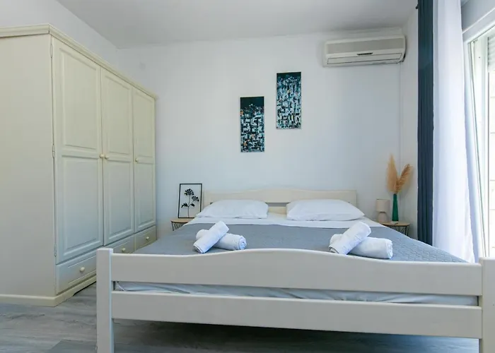 With Wifi - 19995 Daire